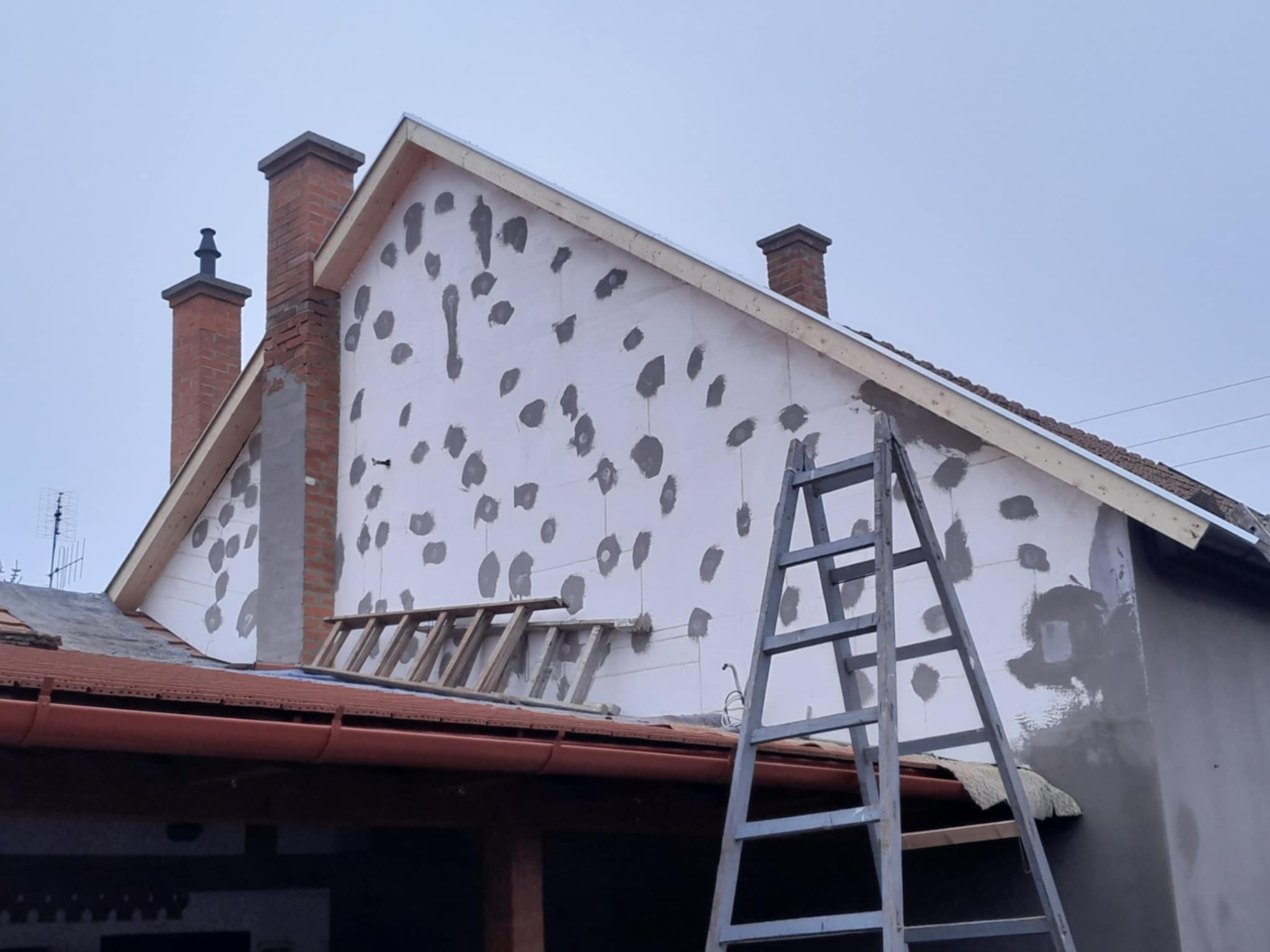 Tetőtér beépítés - Előtte és utána - Előtte